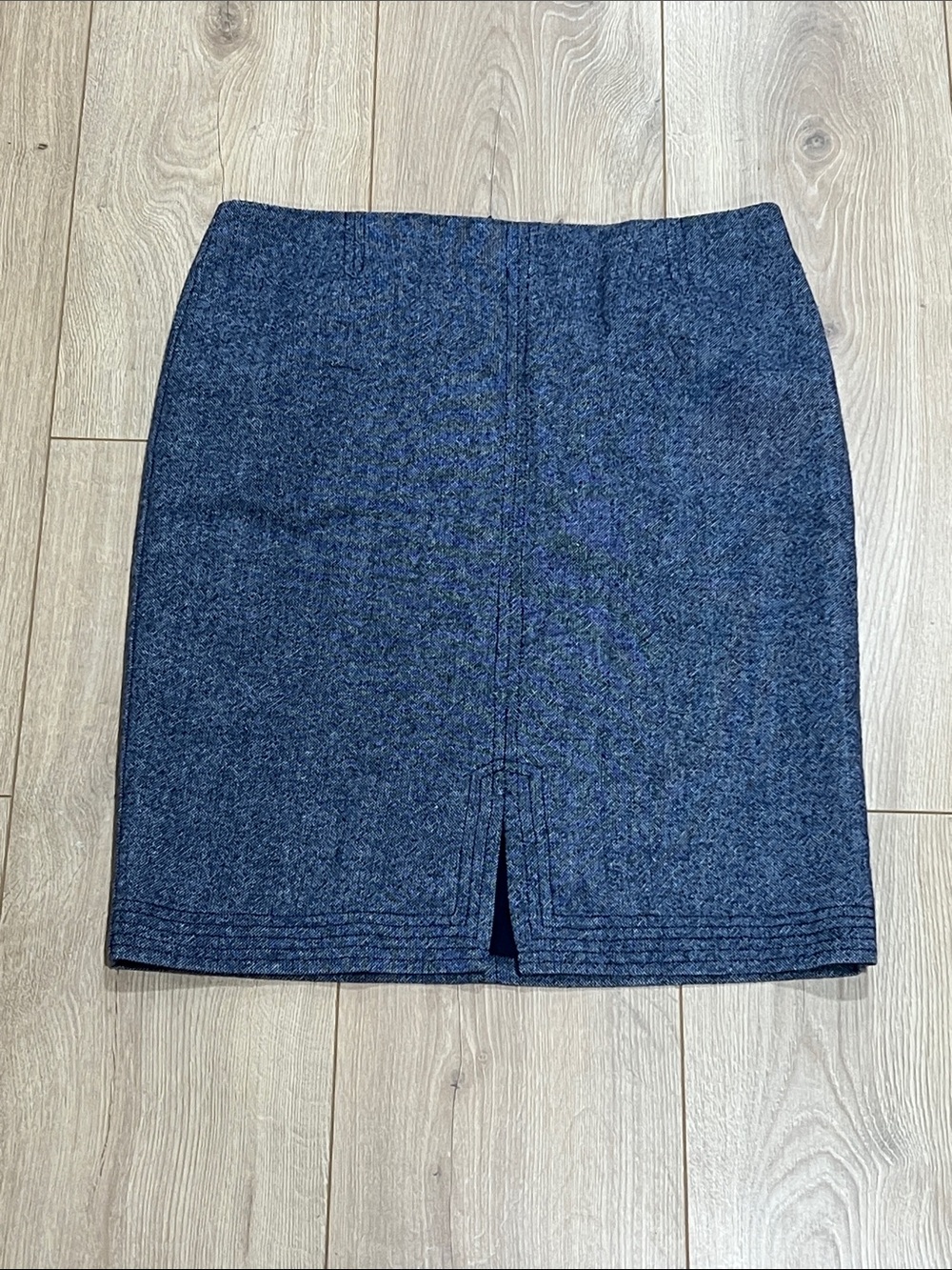 Banana Republic Dark Navy Textured Pencil Skirt with Front Vent